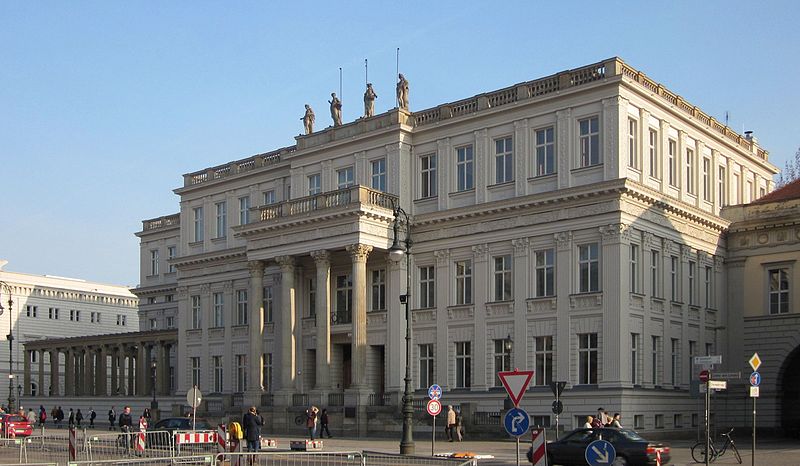 21.Beek100 Kronprinzenpalais 01